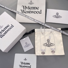 Balenciaga Necklaces